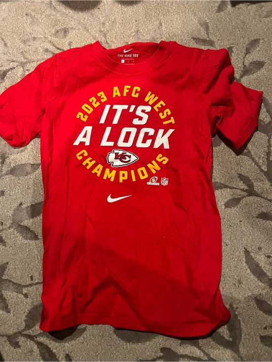 Nike Other - Nike Red Kansas City Chiefs "It's A Lock" AFC West Champions Tee